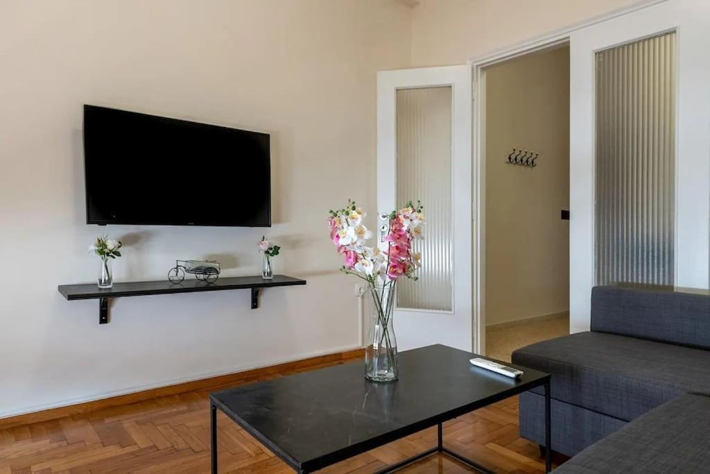 Kerameikos 2 Bedroom *